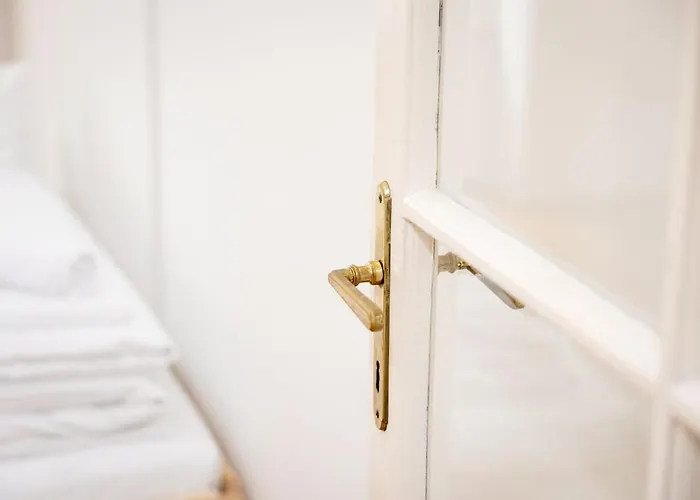 Stylish With Free Parking Apartment Vienna